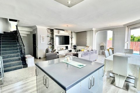 Продажа виллы  в Каргыджаке, Аланье, Анталье, Турция 5 комн., 280м2, №228621 – фото 6
