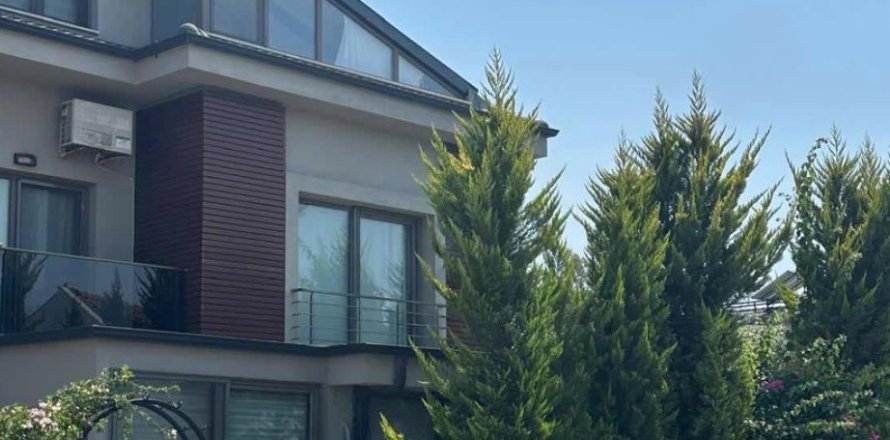 4+1 Villa  in Fethiye, Mugla, Turkey No. 213753