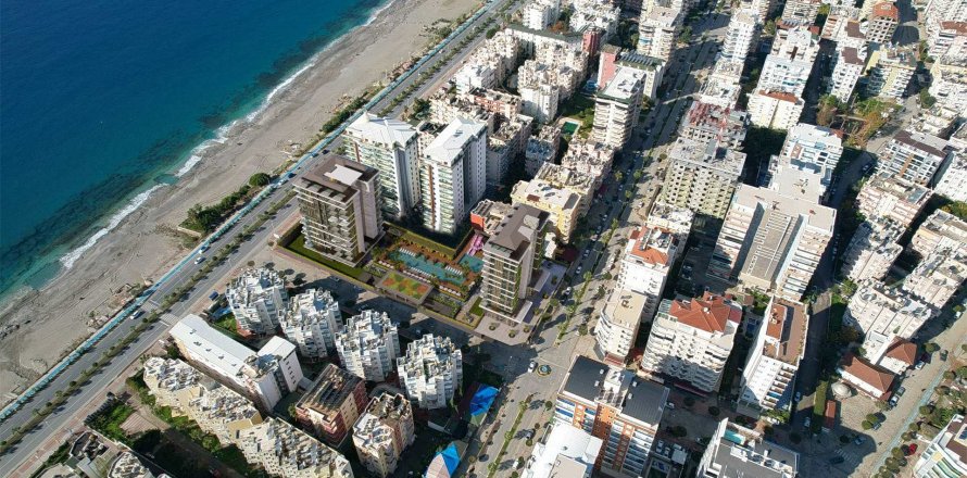 1+1 Apartment  in Mahmutlar, Antalya, Turkey No. 110693