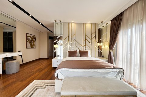 Продажа виллы  в Бююкчекмедже, Стамбуле, Турция 6+2, 531м2, №215699 – фото 22