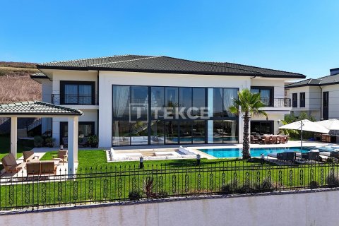 Продажа виллы  в Бююкчекмедже, Стамбуле, Турция 6+2, 531м2, №215699 – фото 3