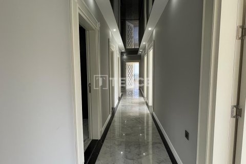 Продажа квартиры  в Трабзоне, Турция 4+1, 255м2, №215698 – фото 20