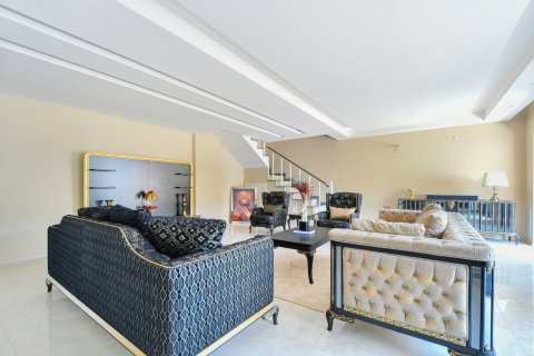 Apartment for sale in Alanya, Antalya, Turkey, 3 bedrooms, 200m2, No. 216775 – photo 13