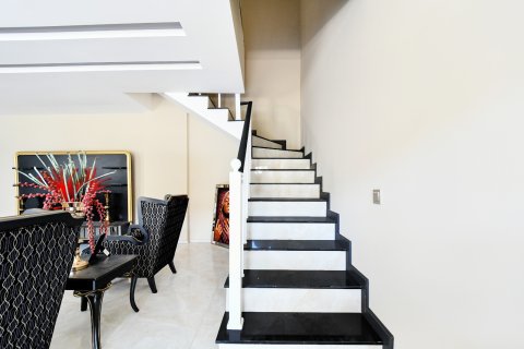 Apartment for sale in Alanya, Antalya, Turkey, 3 bedrooms, 200m2, No. 216775 – photo 17