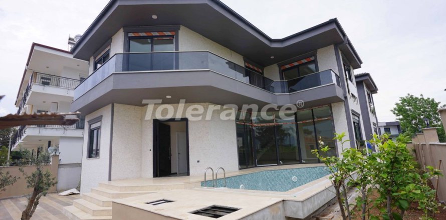 5+1 Villa  i Antalya, Tyrkiet Nr. 106253