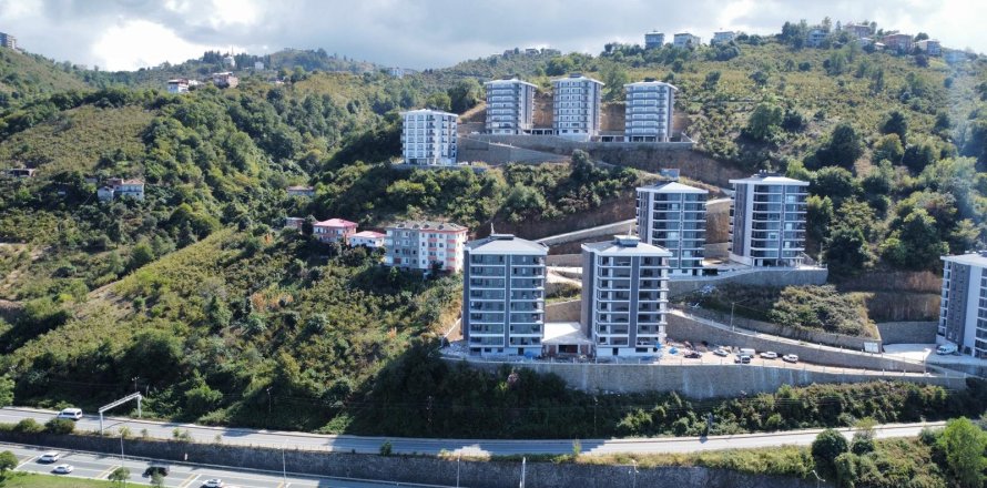 3+1 Lägenhet i Yomra, Trabzon, Turkiet Nr. 168330