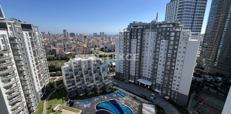 2+1 Leilighet  i Istanbul, Tyrkia Nr. 237799