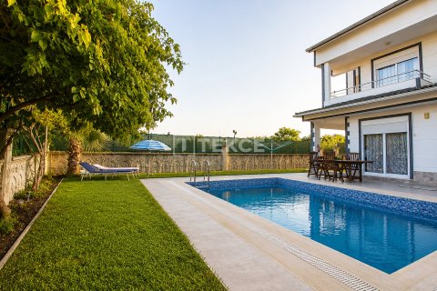 ویلا در Serik ، ترکیه 4 خوابه ، 209 متر مربع. شماره 226284 - 2