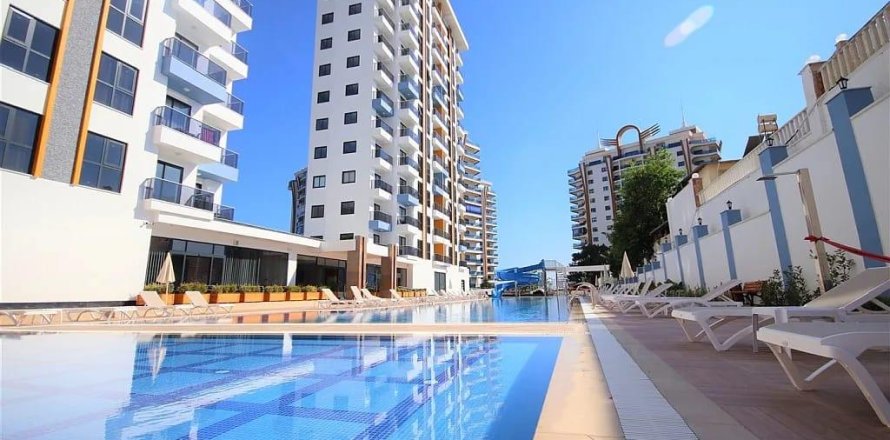 Lejlighed i Mahmutlar, Antalya, Tyrkiet Nr. 221398