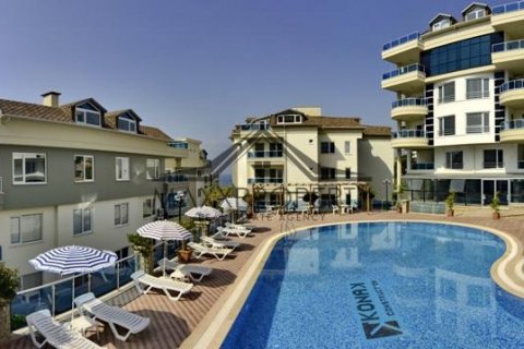 2+1 Lägenhet i Alanya, Antalya, Turkiet Nr. 110556 - 2