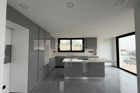4+1 Villa  i Girne,  Nr. 103319 - 8