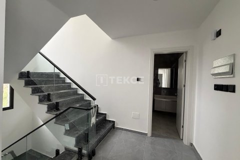 4+1 Villa  i Girne,  Nr. 103319 - 18