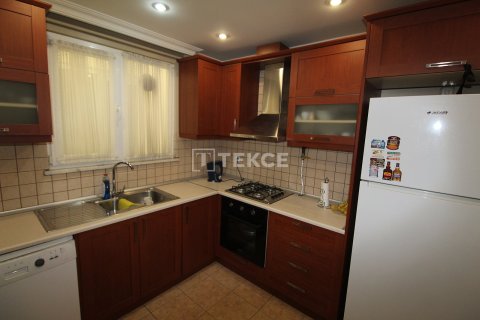 Продажа квартиры в Стамбуле, Турция 3+1, 120м2, №227638 – фото 9