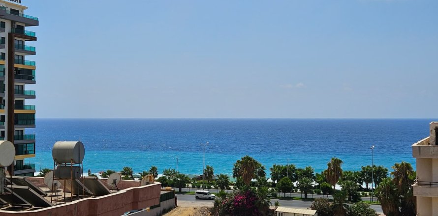 2+1 Lägenhet i Mahmutlar, Antalya, Turkiet Nr. 224618
