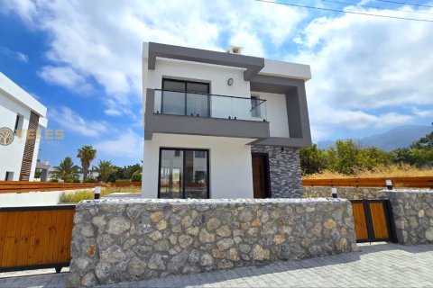 3+1 Villa i Alsancak, Girne, Nr. 213937 - 3