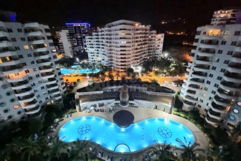 3+1 Leilighet  i Mahmutlar, Antalya, Tyrkia Nr. 227544