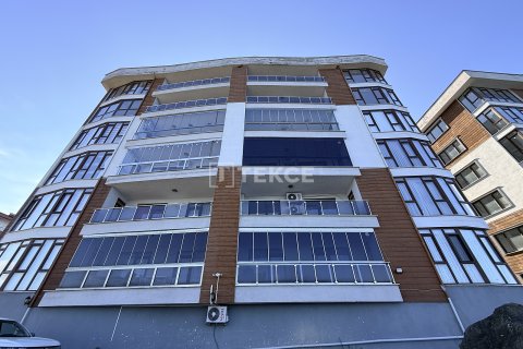 3+1 Apartment  in Akcaabat, Trabzon, Turkey No. 215185
