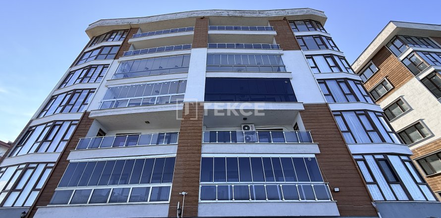 Квартира 3+1 в Акчаабате, Трабзон, Турция №215185
