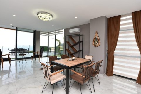 ویلا در Tepe،  Alanya ، ترکیه 5 خوابه ، 400 متر مربع.  شماره 213575 - 12