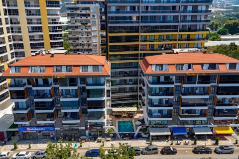 1+1 Apartment  in Mahmutlar, Antalya, Turkey No. 237998