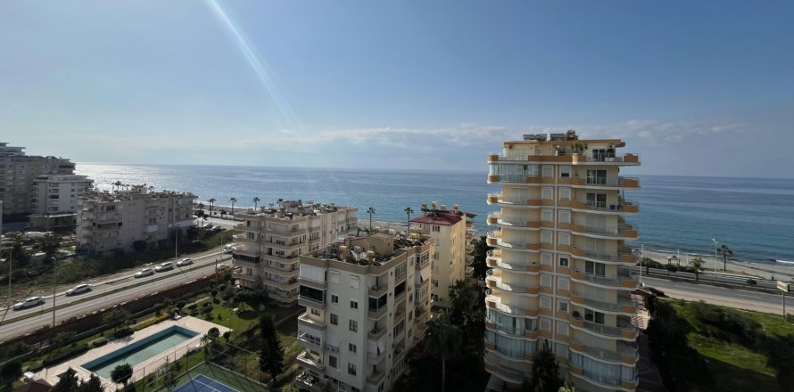 4+1 Apartment in Alanya, Antalya, Turkey No. 216625