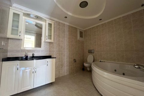 Apartment for sale in Alanya, Antalya, Turkey, 4 bedrooms, 250m2, No. 216625 – photo 7