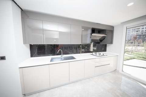 Apartment for sale  in Beylikduezue, Istanbul, Turkey, 4 bedrooms, 227m2, No. 219791 – photo 20