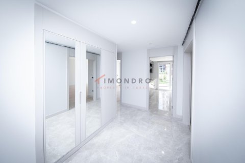 Apartment for sale  in Beylikduezue, Istanbul, Turkey, 4 bedrooms, 227m2, No. 219791 – photo 23