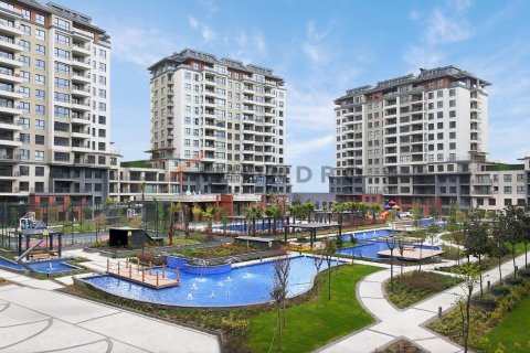 Apartment for sale  in Beylikduezue, Istanbul, Turkey, 4 bedrooms, 227m2, No. 219791 – photo 13