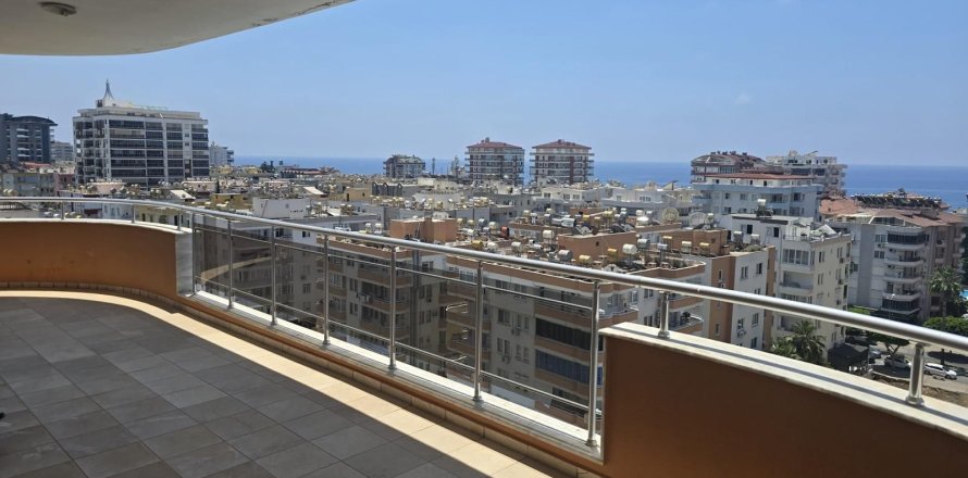 2+1 Lejlighed  i Mahmutlar, Antalya, Tyrkiet Nr. 227269