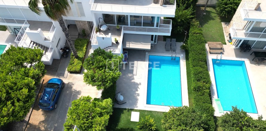 Villa  4+1  Serik, Antalya, Türkiye №237978