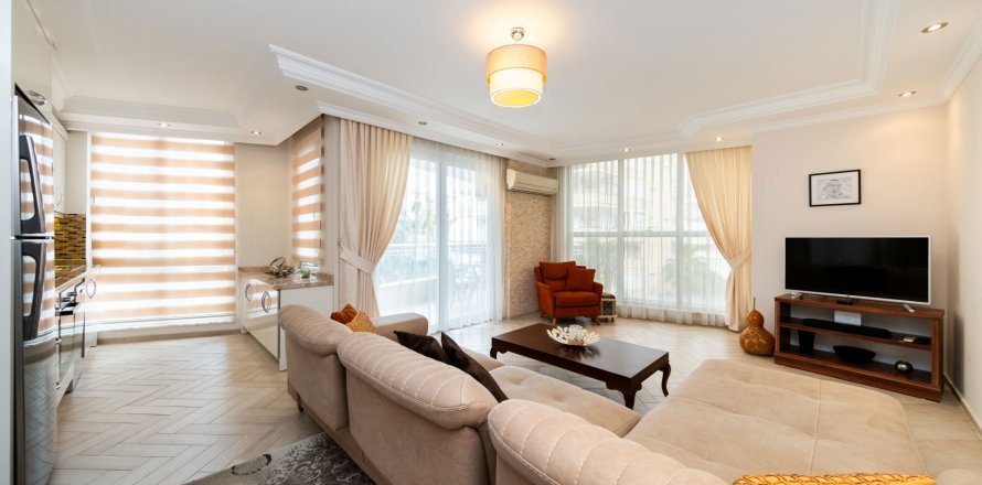 2+1 Apartment in Mahmutlar, Antalya, Turkey No. 218942