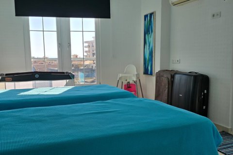 2+1 Lejlighed i Mahmutlar, Antalya, Tyrkiet Nr. 218509 - 8