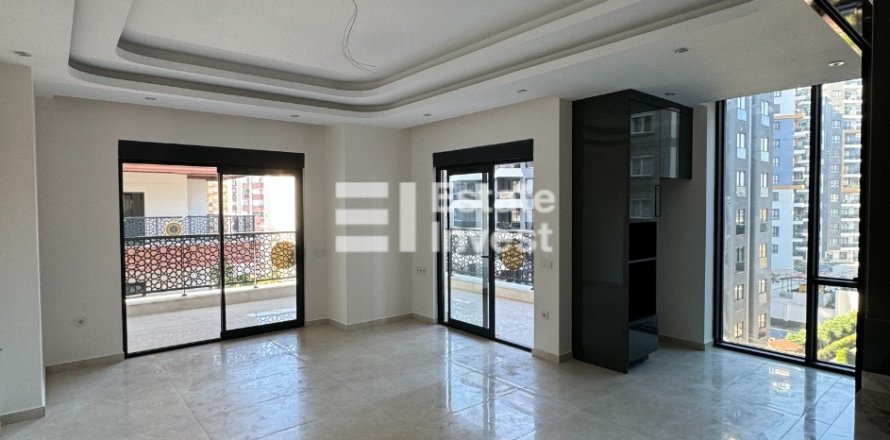 2+1 Apartment in Alanya, Antalya, Turkey No. 213554