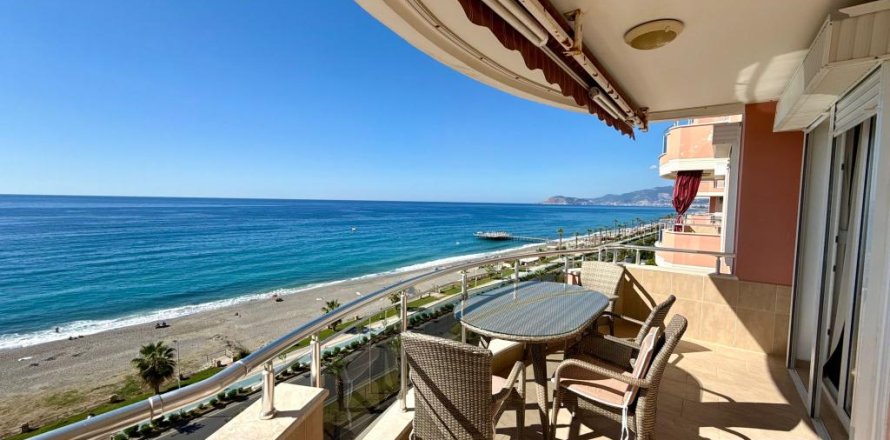 Wohnung  in Mahmutlar, Antalya, Türkei Nr. 217084