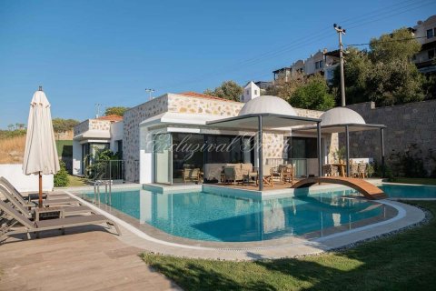 5+1 Villa  i Bodrum, Mugla, Tyrkiet Nr. 217083 - 2