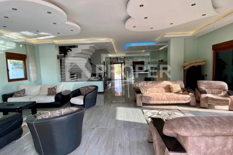 Продажа виллы в Каргыджаке, Аланье, Анталье, Турция 11 комн., 600м2, №86329 – фото 8