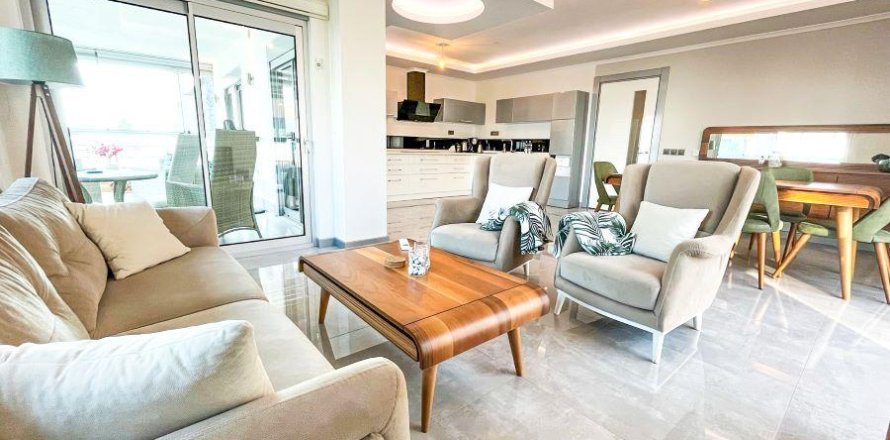 Lejlighed i Oba, Antalya, Tyrkiet Nr. 228697