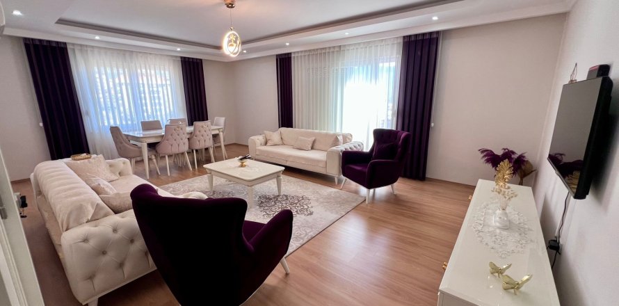 3+1 Apartment  in Oba, Antalya, Turkey No. 218900