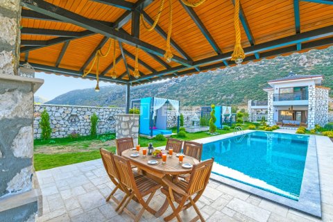 2+1 Villa  i Kas, Antalya, Turkiet Nr. 98517