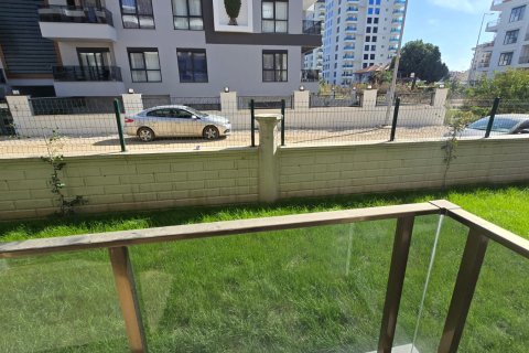 1+1 Apartment  in Alanya, Antalya, Turkey No. 228365