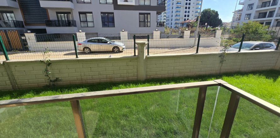 1+1 Apartment  in Alanya, Antalya, Turkey No. 228365