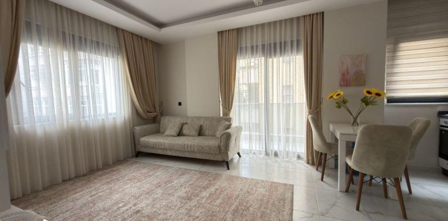 Lejlighed i Mahmutlar, Antalya, Tyrkiet Nr. 228076