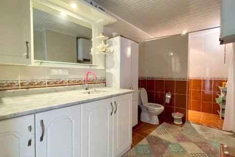 2+1 Lejlighed i Mahmutlar, Antalya, Tyrkiet Nr. 216116 - 18