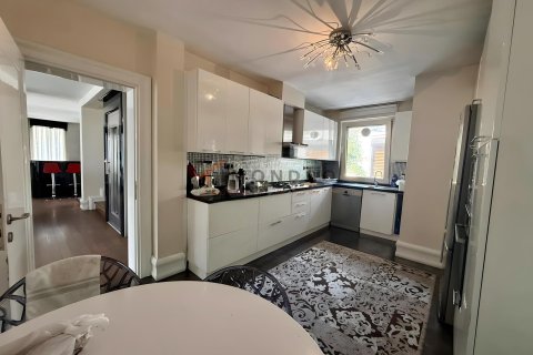 Villa 7+1 Sarıyer, İstanbul, Türkiye №228930 - 16
