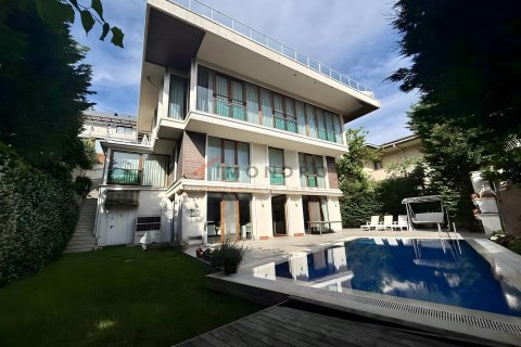 7+1 Villa in Sariyer, Istanbul, Türkei Nr. 228930