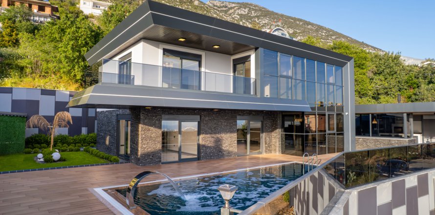 Villa  4+1  Mahmutlar, Antalya, Türkiye №217570