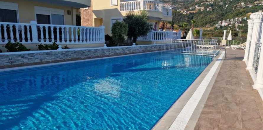 ویلا در Tepe، Alanya ، ترکیه 160 متر مربع. شماره 222367