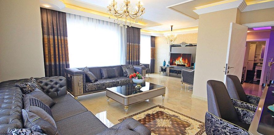 3+1 Leilighet  i Mahmutlar, Antalya, Tyrkia Nr. 217952