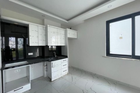 Lejlighed i Mahmutlar, Antalya, Tyrkiet Nr. 228065 - 2
